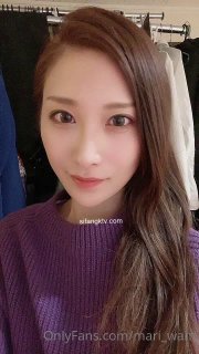 白嫩大奶美女公寓賣力吮吸深喉,被男友狂肏得騷穴紅腫